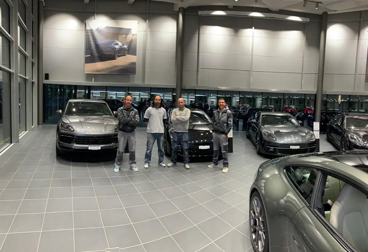 Das Team im Porsche Zentrum St. Gallen